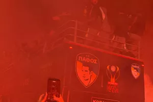 01:15/ Έφτασε στο κάστρο η αποστολή μέσα σε αποθέωση! (Βίντεο Kerkida)