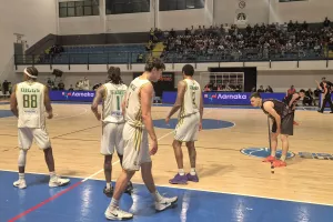 Τελικός με τα ΟΛΑ του και Πρωταθλήτρια η ΑΕΚ! (Φώτος)