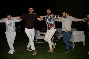 ΚΛΙΚΣ από το "ερυθρόλευκο" γλέντι!