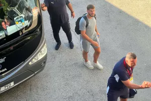 (ΦΩΤΟΣ kerkida) Η άφιξη της Πάφου 