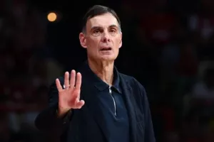 Μπαρτζώκας: "Όλος ο κόσμος χάρηκε απόψε εκτός από εμένα..."