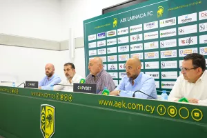 Πόλεμος/ΑΕΚ