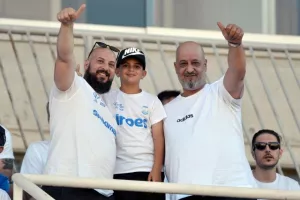ΦΩΤΟΡΕΠΟΡΤΑΖ από τις κερκίδες Απόλλωνα και Πάφου