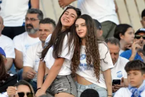 ΦΩΤΟΡΕΠΟΡΤΑΖ από τις κερκίδες Απόλλωνα και Πάφου