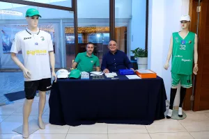 (ΦΩΤΟΣ) Τo δείπνο για τα 95χρονα του Διγενή Ακρίτα Μόρφου