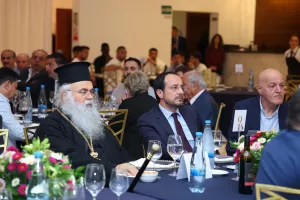 (ΦΩΤΟΣ) Τo δείπνο για τα 95χρονα του Διγενή Ακρίτα Μόρφου