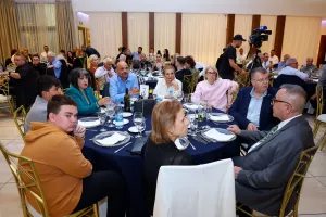 (ΦΩΤΟΣ) Τo δείπνο για τα 95χρονα του Διγενή Ακρίτα Μόρφου