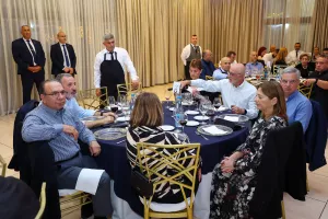 (ΦΩΤΟΣ) Τo δείπνο για τα 95χρονα του Διγενή Ακρίτα Μόρφου