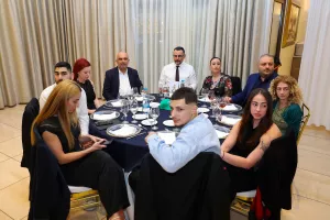 (ΦΩΤΟΣ) Τo δείπνο για τα 95χρονα του Διγενή Ακρίτα Μόρφου