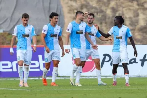 Πάφος-ΑΠΟΕΛ: Φινάλε με τρίποντο οι γαλάζιοι και τώρα… τελικός!