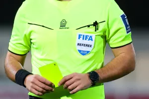 Ορισμοί ρεφ: ΞΕΝΟΙ στους αγώνες της Τετάρτης