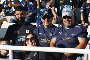 ΦΩΤΟΡΕΠΟΡΤΑΖ από τις κερκίδες Απόλλωνα και Πάφου
