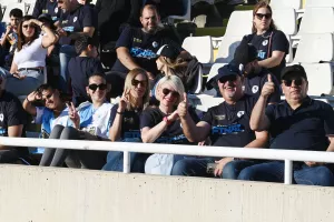 ΦΩΤΟΡΕΠΟΡΤΑΖ από τις κερκίδες Απόλλωνα και Πάφου