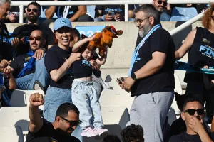 ΦΩΤΟΡΕΠΟΡΤΑΖ από τις κερκίδες Απόλλωνα και Πάφου