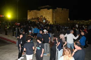 (Βίντεο/Φώτος Kerkida) Έκαναν τη νύχτα μέρα οι Παφίτες!