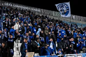 "Συνεχίζεται χωρίς προτεραιότητα η προπώληση"