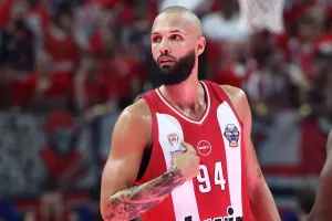 Με 11 πόντους στη δεύτερη περίοδο έβαλε μπροστά τον Ολυμπιακό