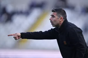 Ολυμπιακός- Ομόνοια Αραδίππου: Πήρε...ανάσα και την έβαλε σε μπελάδες! (φώτος)