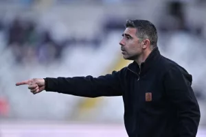 Ολυμπιακός- Ομόνοια Αραδίππου: Πήρε...ανάσα και την έβαλε σε μπελάδες! (φώτος)
