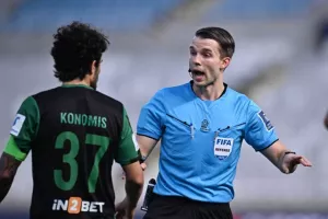 Ολυμπιακός- Ομόνοια Αραδίππου: Πήρε...ανάσα και την έβαλε σε μπελάδες! (φώτος)