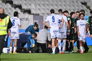 Ολυμπιακός- Ομόνοια Αραδίππου: Πήρε...ανάσα και την έβαλε σε μπελάδες! (φώτος)
