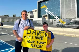 Μήνυμα… σε Νταβόρ 