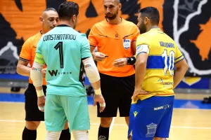 Μίλησε...η έδρα και ένα βήμα από τον τίτλο το ΑΠΟΕΛ!