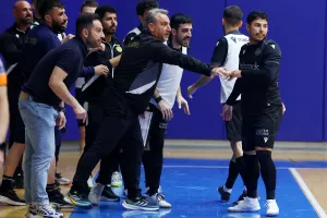 Μίλησε...η έδρα και ένα βήμα από τον τίτλο το ΑΠΟΕΛ!