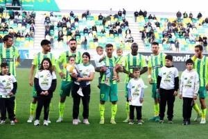 ΑΕΚ-Απόλλων: Κιτρινοπράσινη…σφραγίδα για Ευρώπη (φώτος)