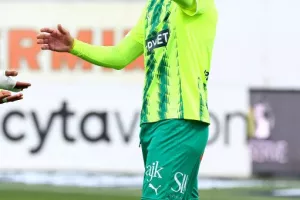 ΑΕΚ-Απόλλων: Κιτρινοπράσινη…σφραγίδα για Ευρώπη (φώτος)