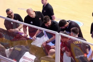 Κεραυνός-ΑΕΚ: Το πρωτάθλημα κρίνεται στο "Κίτιον"! 