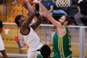 Κεραυνός-ΑΕΚ: Το πρωτάθλημα κρίνεται στο "Κίτιον"! 
