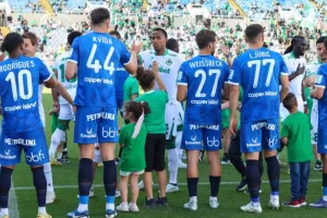 Ομόνοια-Απόλλων: Τελευταία παράσταση με 5αρα! (φώτος)