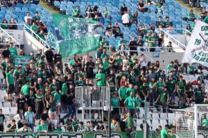 Ομόνοια-Απόλλων: Τελευταία παράσταση με 5αρα! (φώτος)
