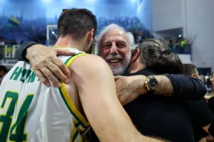 Τελικός με τα ΟΛΑ του και Πρωταθλήτρια η ΑΕΚ! (Φώτος)