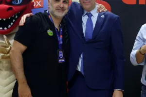 Τελικός με τα ΟΛΑ του και Πρωταθλήτρια η ΑΕΚ! (Φώτος)