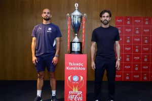 Μαλεκκίδης-Γκολντάρ και... η κούπα στη μέση!
