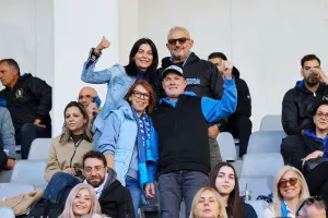 (Φώτος) O κόσμος στο "Αλφαμέγα"