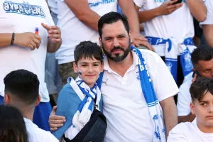 ΦΩΤΟΡΕΠΟΡΤΑΖ από τις κερκίδες Απόλλωνα και Πάφου