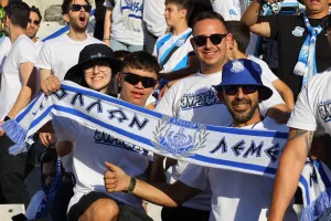 ΦΩΤΟΡΕΠΟΡΤΑΖ από τις κερκίδες Απόλλωνα και Πάφου
