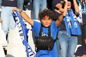ΦΩΤΟΡΕΠΟΡΤΑΖ από τις κερκίδες Απόλλωνα και Πάφου