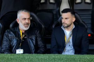 Στο επίκεντρο τα οικονομικά/Επαφές και σχεδιασμός