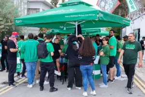 ΧΑΜΟΣ στην Παπανικολή (ΒΙΝΤΕΟ-ΦΩΤΟΣ Kerkida/UPD)
