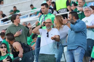 Ομόνοια-Απόλλων: Τελευταία παράσταση με 5αρα! (φώτος)