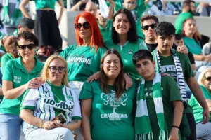 Ομόνοια-Απόλλων: Τελευταία παράσταση με 5αρα! (φώτος)