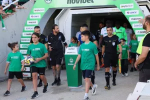 Ομόνοια-Απόλλων: Τελευταία παράσταση με 5αρα! (φώτος)