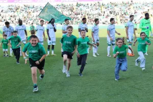 Ομόνοια-Απόλλων: Τελευταία παράσταση με 5αρα! (φώτος)