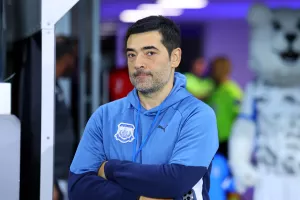 "Φάνταζε ουτοπικό στην αρχή/Μέτρησε η διάθεση, το πάθος και η φανέλα του Απόλλωνα"
