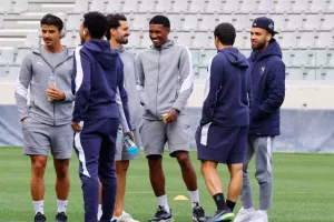 Το ντέρμπι στον Απόλλωνα, στο ντεμπούτο του Σα Πίντο