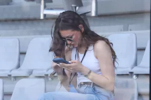 Η κυρία στο "Αλφαμέγα"